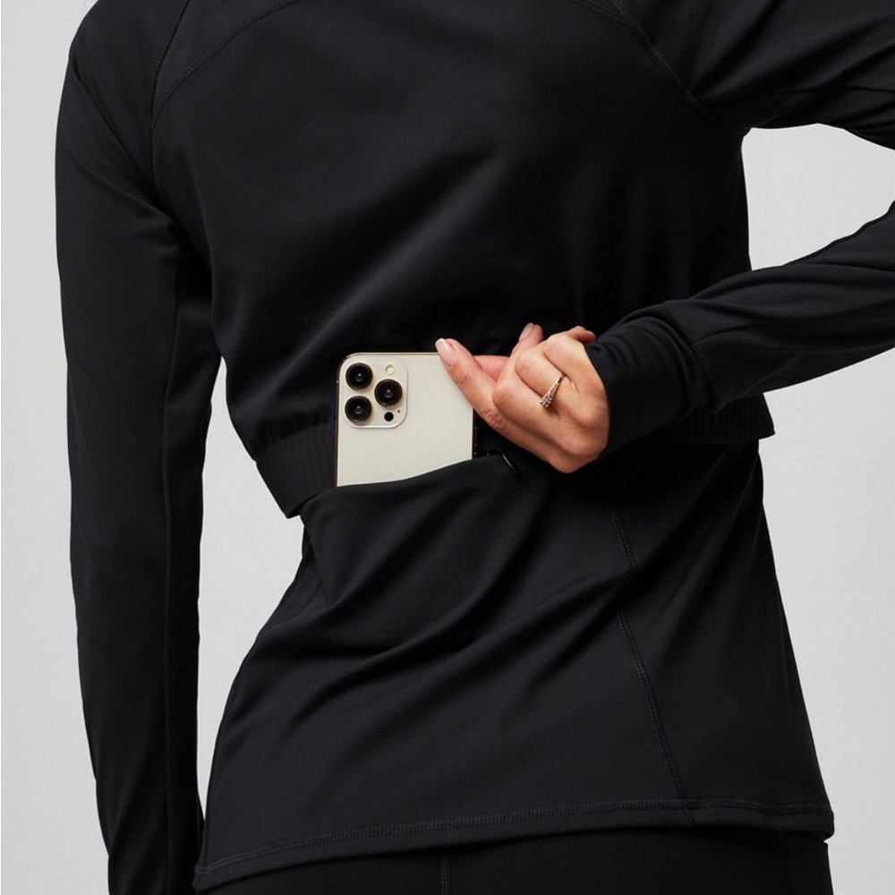 Black Trinity Performance Jacket Fabletics - Picture 3 of 7